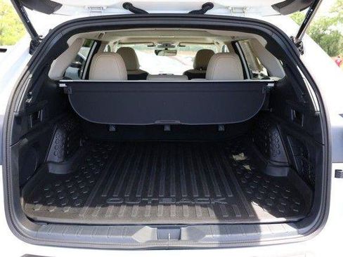 Used 2024 Subaru Outback Limited AWD/4WD image 7