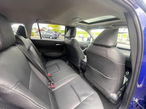 Used 2023 Toyota Corolla Cross XLE w/ Convenience Package AWD/4WD image 15