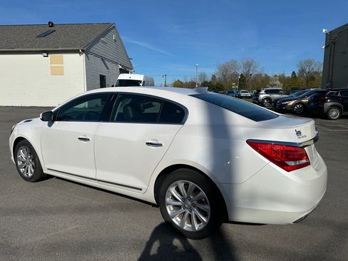 Used 2015 Buick LaCrosse FWD image 14