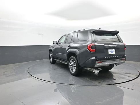 Used 2025 Toyota 4Runner Limited AWD/4WD image 5