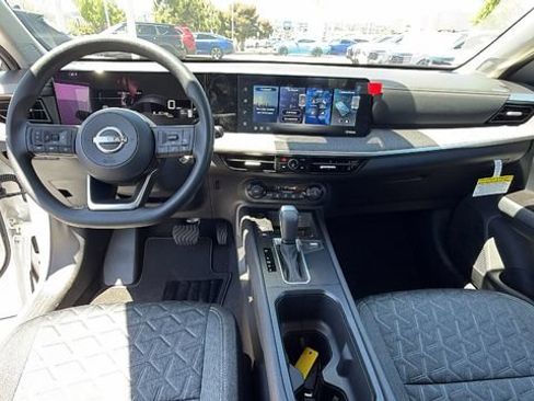 New 2026 Nissan Kicks SV AWD/4WD image 17