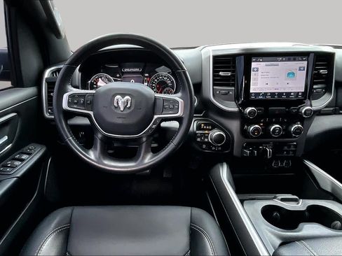 Used 2022 RAM 1500 Big Horn AWD/4WD image 7