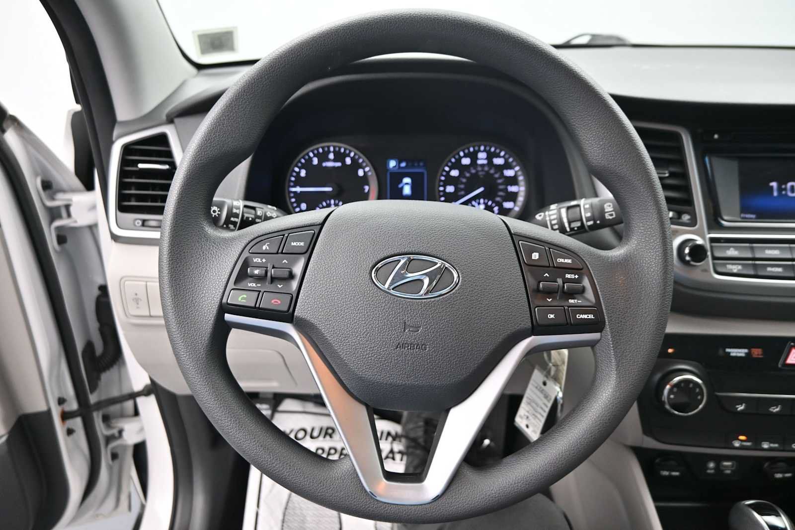 Used 2017 Hyundai Tucson SE w/ SE Popular Package 02 AWD/4WD image 14