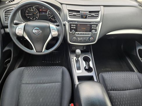 Used 2018 Nissan Altima 2.5 S w/ S Convenience Package FWD image 10