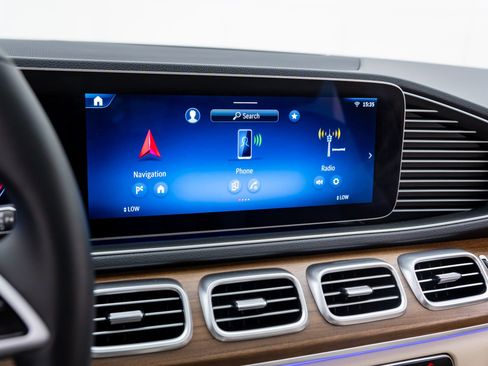 Certified 2026 Mercedes-Benz GLE 350 4MATIC image 25