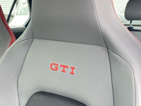 Certified 2024 Volkswagen GTI Autobahn FWD image 14