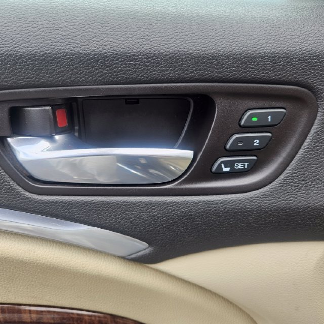 Used 2019 Acura MDX SH-AWD image 15