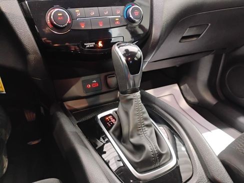 Used 2020 Nissan Rogue Sport S w/ Appearance Package FWD image 31