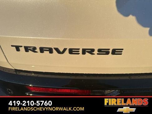 New 2026 Chevrolet Traverse RS w/ LPO, Floor Liner Package image 36