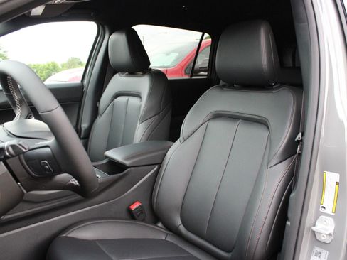 New 2026 Jeep Cherokee Limited AWD/4WD image 14