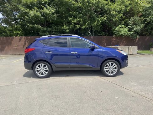 Used 2013 Hyundai Tucson Limited image 11