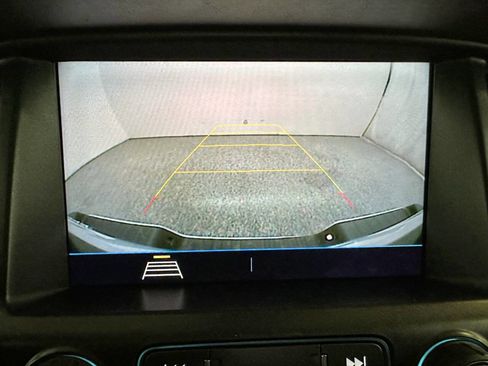 Used 2021 Chevrolet Colorado LT w/ Fleet Safety Package image 15