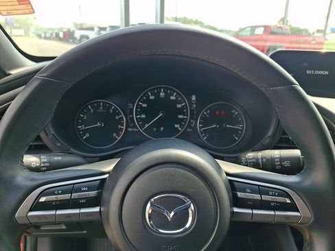 Used 2021 MAZDA MAZDA3 s FWD image 18