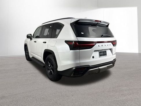 Certified 2025 Lexus LX 700h Overtrail AWD/4WD image 34
