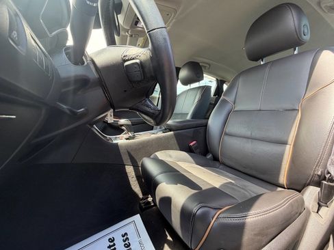 Used 2014 Chevrolet Impala LT w/ Premium Seating Package FWD image 9