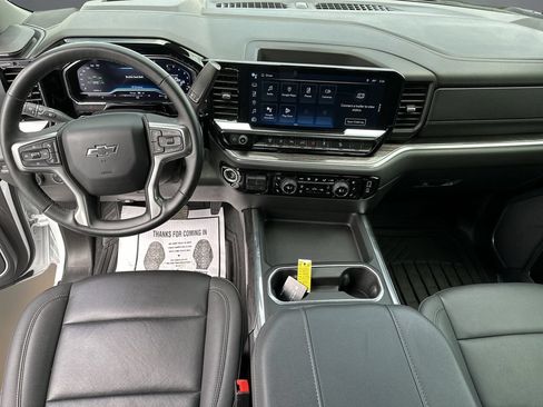 Used 2025 Chevrolet Silverado 3500 LTZ w/ LTZ Plus Package AWD/4WD image 18