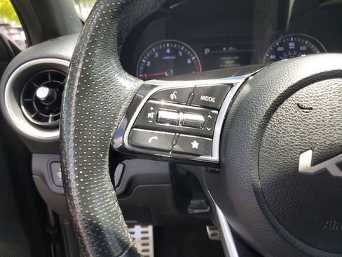 Certified 2022 Kia Forte GT-Line FWD image 23