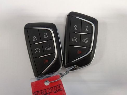 Used 2023 Cadillac CT4 Luxury w/ Sun And Sound Package image 36