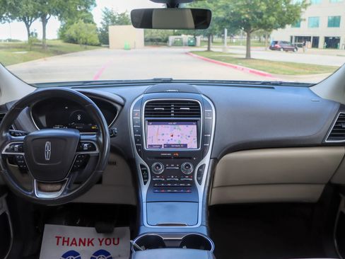 Used 2020 Lincoln Nautilus Reserve FWD image 26