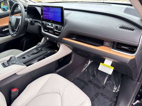 New 2026 Toyota Grand Highlander Limited image 20
