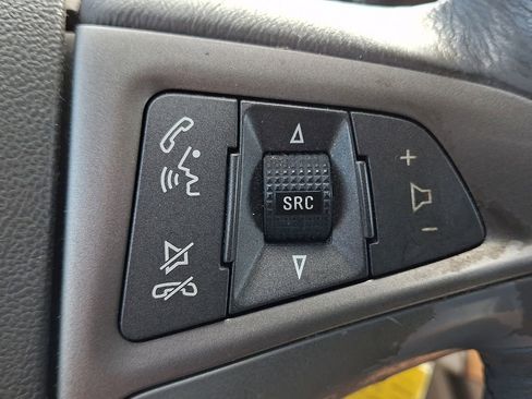 Used 2013 Buick LaCrosse Leather w/ Entertainment Package image 23