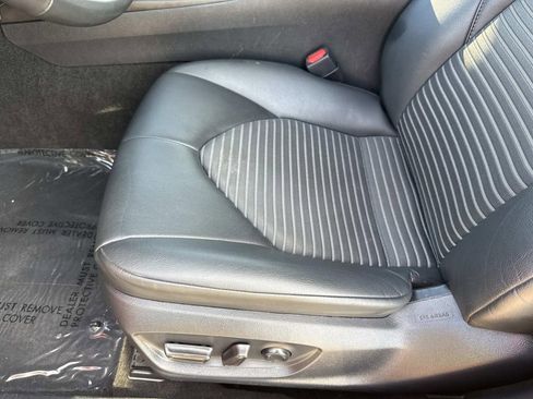 Used 2024 Toyota Camry SE image 23