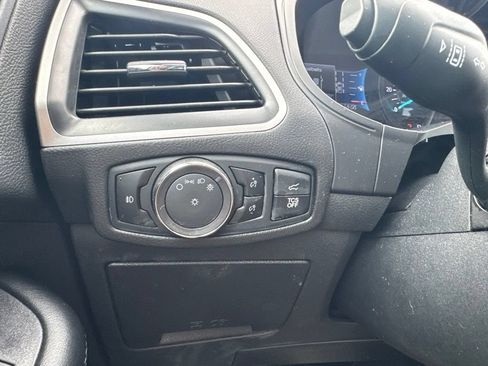 Used 2024 Ford Edge SEL w/ Convenience Package AWD/4WD image 26