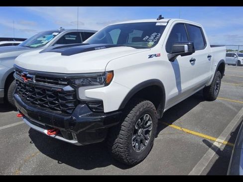 Used 2026 Chevrolet Silverado 1500 ZR2 AWD/4WD image 3