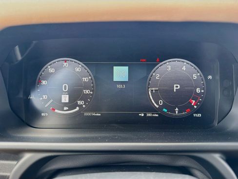 New 2026 Land Rover Defender 110 X-Dynamic SE AWD/4WD image 41