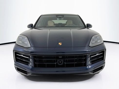 New 2026 Porsche Cayenne Coupe AWD/4WD image 6