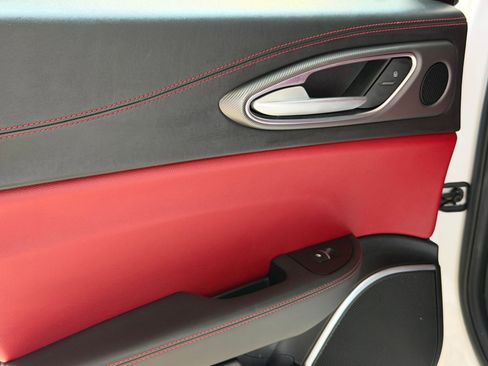 Used 2020 Alfa Romeo Giulia Ti Sport image 39