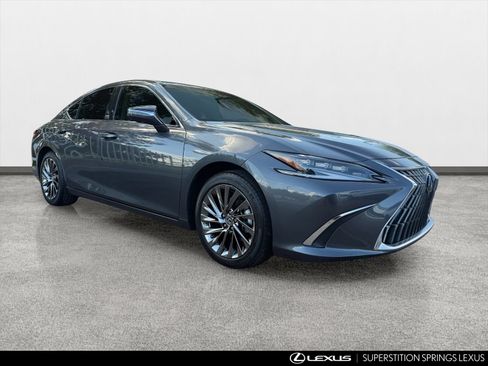 Used 2024 Lexus ES 300h w/ Accessory Package (Z1) FWD image 2