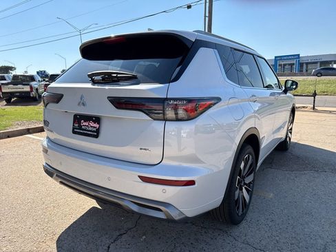 New 2026 Mitsubishi Outlander SEL FWD image 4