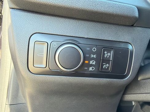 Used 2023 Ford Escape Active image 32