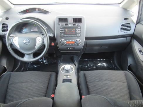 Used 2015 Nissan Leaf S w/ Charge Package image 3