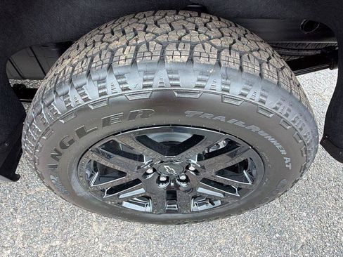 New 2026 Chevrolet Silverado 1500 Custom w/ Turbomax Blackout Package AWD/4WD image 12