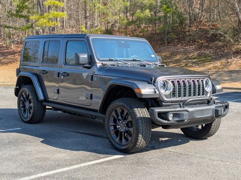 Used 2025 Jeep Wrangler Backcountry image 11
