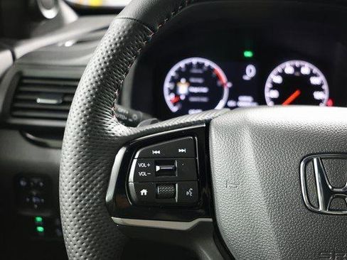 New 2026 Honda Ridgeline Black Edition image 18