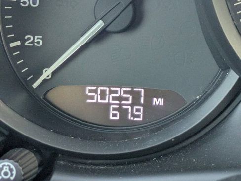 Used 2022 Porsche Macan GTS w/ Sport Chrono Package image 23