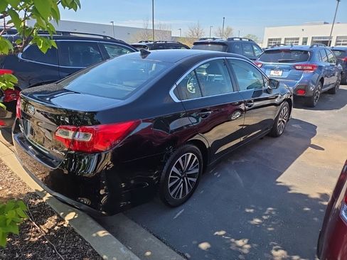 Used 2018 Subaru Legacy 2.5i Premium AWD/4WD image 5