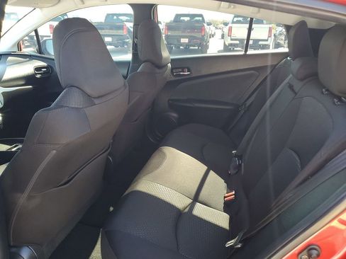 Used 2022 Toyota Prius LE image 23