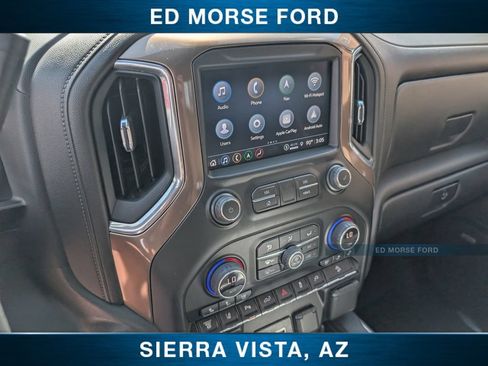 Used 2022 Chevrolet Silverado 2500 High Country w/ Technology Package AWD/4WD image 18