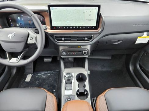 New 2026 Ford Bronco Sport Outer Banks AWD/4WD image 14