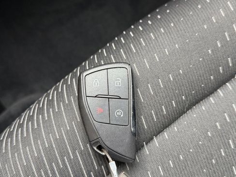 Used 2025 Chevrolet Equinox LT FWD image 21