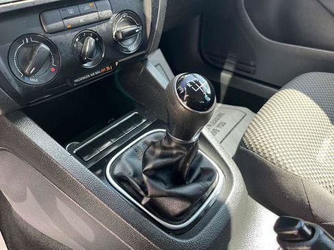 Used 2012 Volkswagen Jetta Sedan FWD image 18