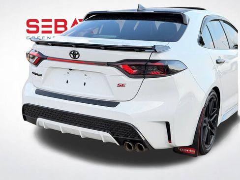 Used 2020 Toyota Corolla SE w/ SE Premium Package image 5