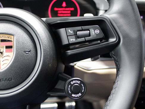 New 2026 Porsche Cayenne S image 29