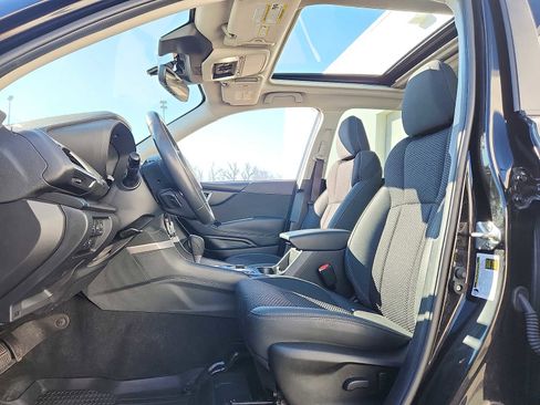 Used 2023 Subaru Forester Premium image 13