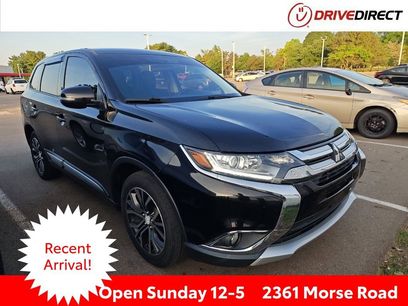 Used 2017 Mitsubishi Outlander SE