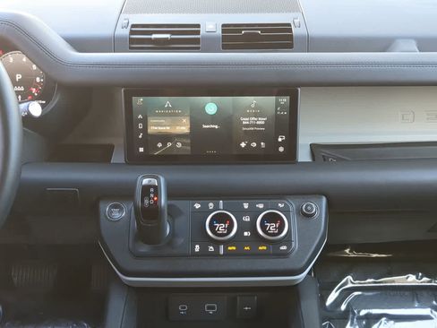 Certified 2024 Land Rover Defender 110 S image 29